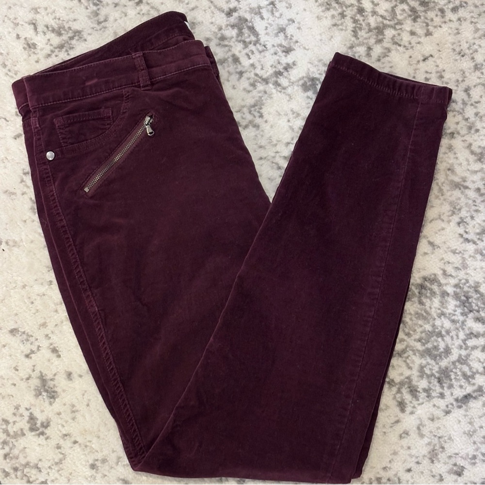 New York & Company women’s mid-rise maroon pants size 10